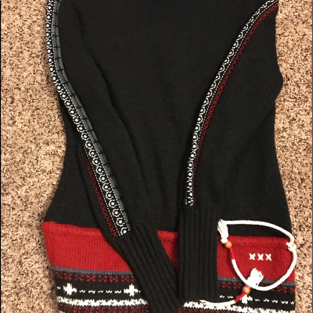 Alp n rock sweater NEGOTIABLE MAKE OFFER